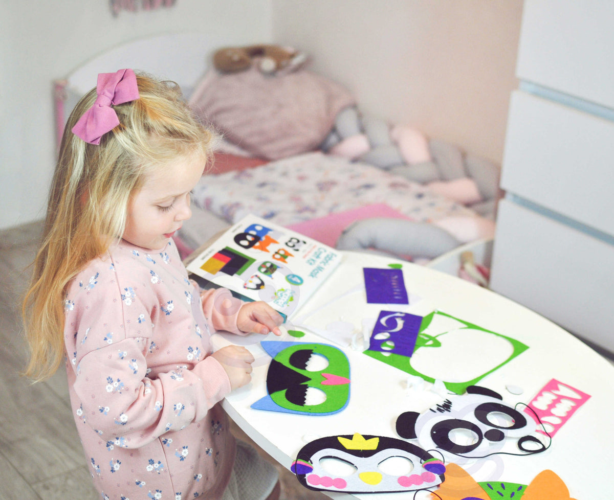 WOOPIE ART&FUN veltinio kaukių kūrybinis rinkinys, 4 kaukės