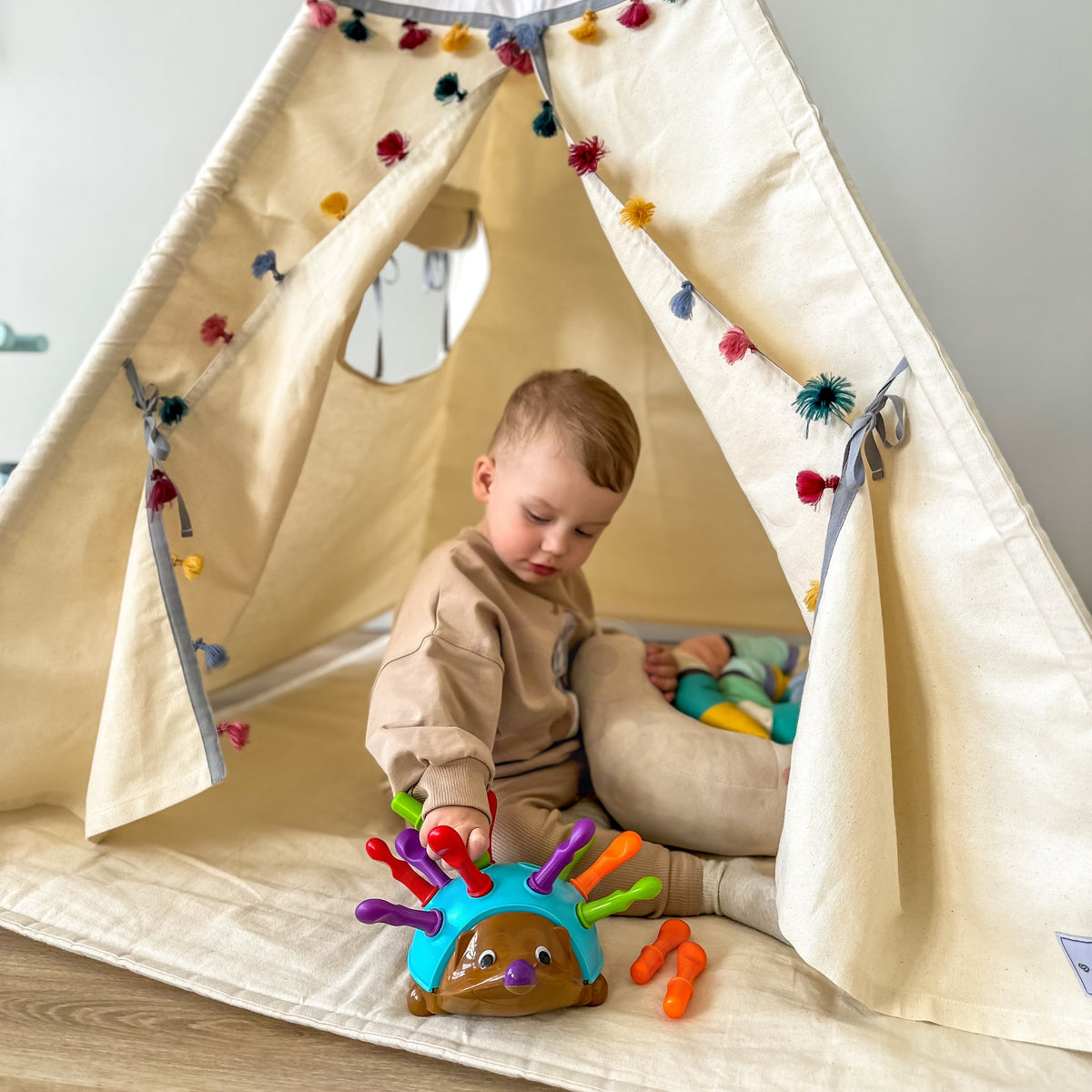 WOOPIE Montessori edukacinė rūšiuoklė „Ežiukas“ 4-in-1 – nuotrauka 5