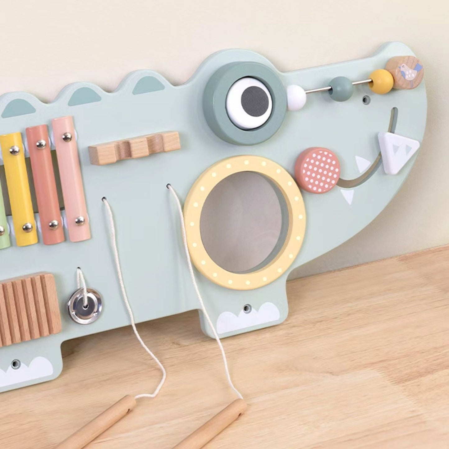 TOOKY TOY medinė sieninė veiklos lenta „Krokodilas“, 3 dalys